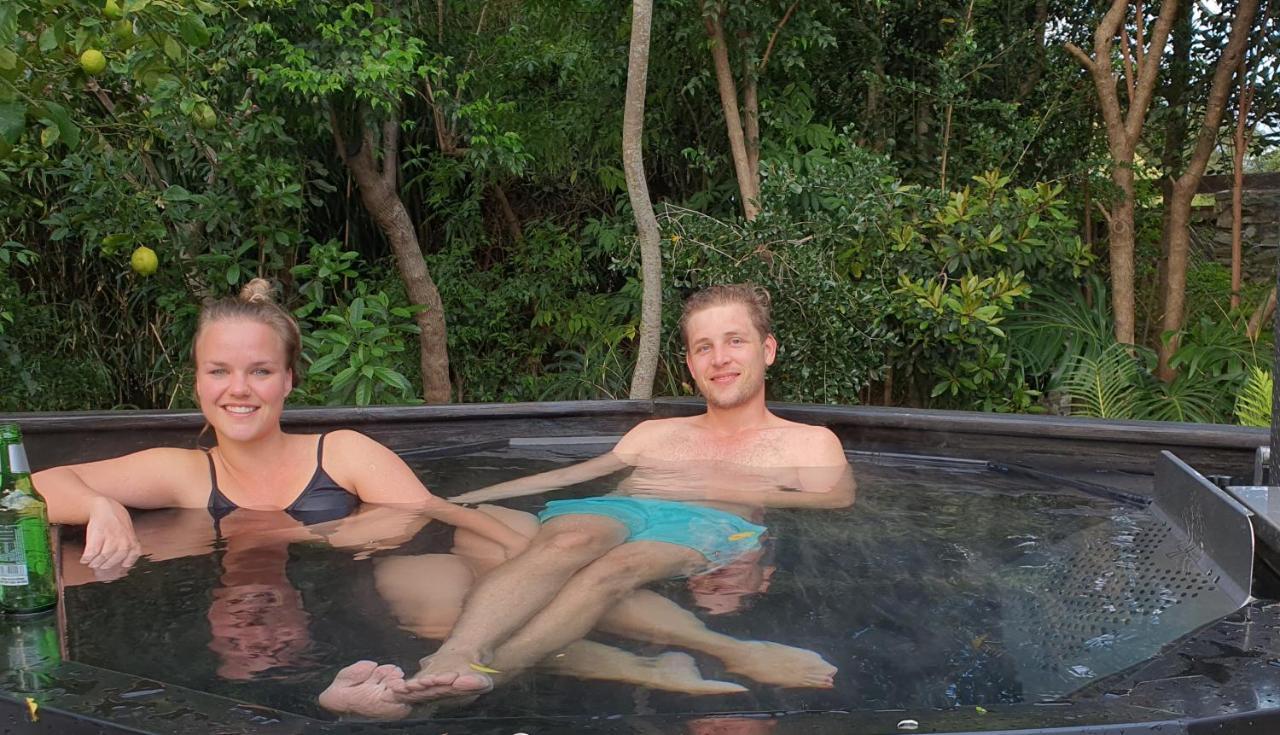 Auberge de jeunesse Tube 'n Axe Boutique Backpackers&Hot Tubs à Stormsrivier Extérieur photo