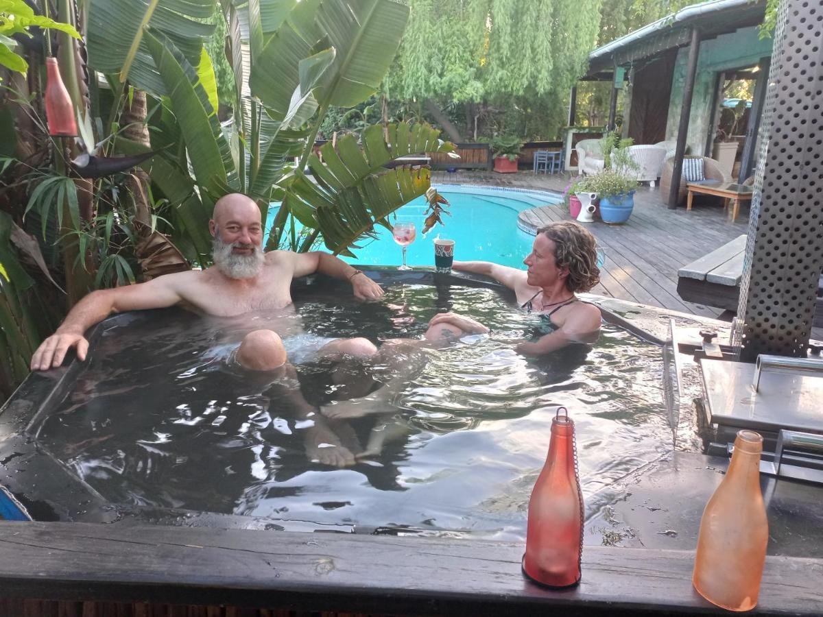 Auberge de jeunesse Tube 'n Axe Boutique Backpackers&Hot Tubs à Stormsrivier Extérieur photo